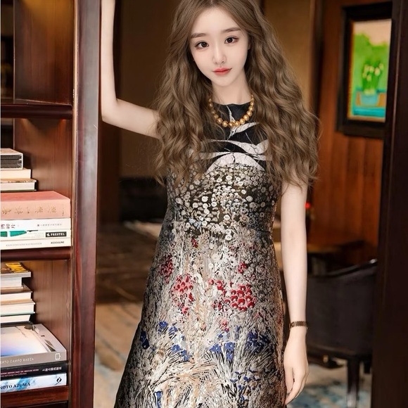 ❌sold❌Authentic Valentino Multicolor Floral Mini Dress - Picture 8 of 9